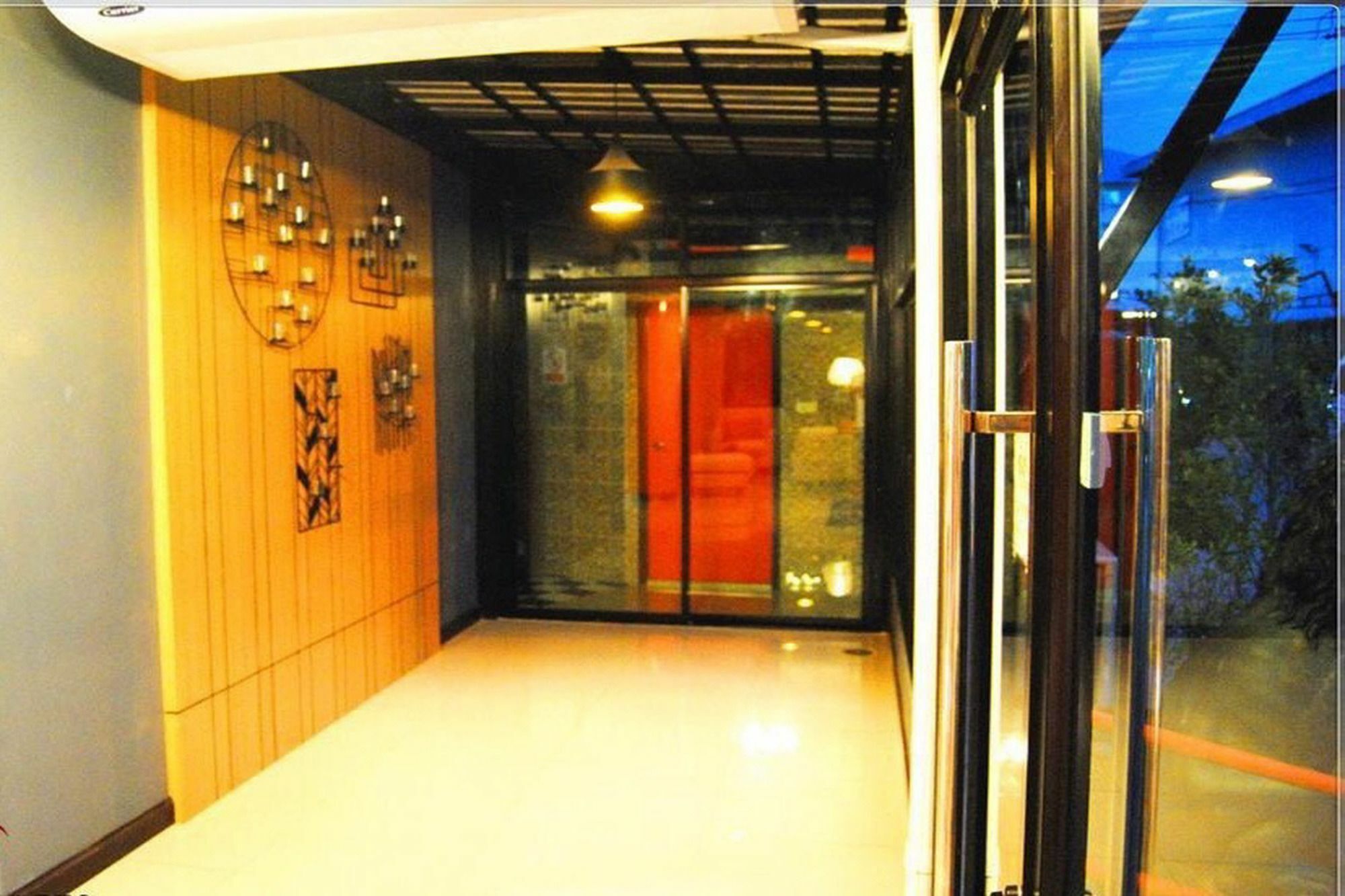 Uplus Uhome Residence Pattaya Luaran gambar